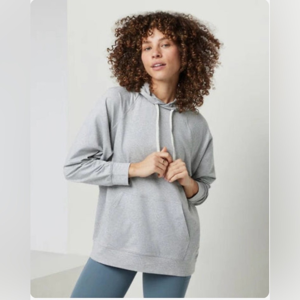 Vuori Halo Oversized Hoodie Pale Grey heather M NWT
